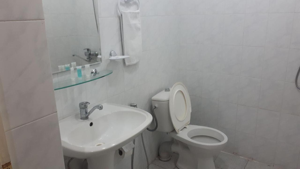 Azpetrol Hotel Gazax Qazax Екстериор снимка